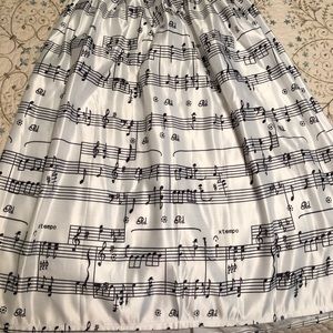 Women’s below the knee skirt